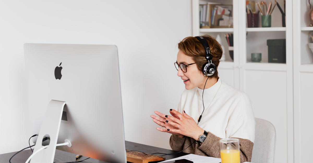 Why Should You Invest in a Professional Resume Writer?